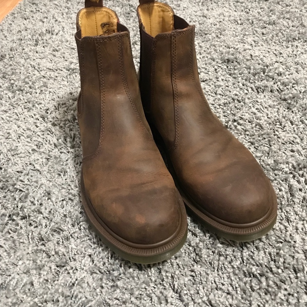 Dr. Martens Brown Chelsea Boots sz 9 (Women’s)